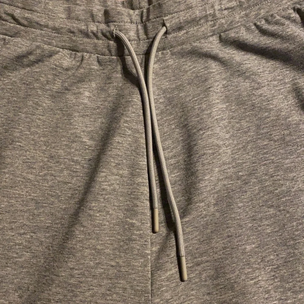 Gymshark Lightweight Joggers Size L Gray - Picture 6 of 9